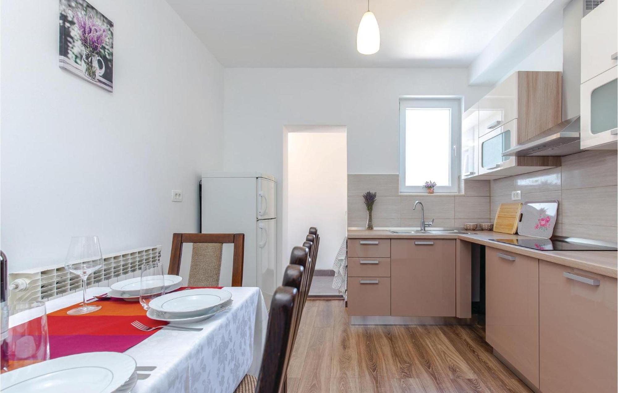 Gorgeous Apartment In Crikvenica With Kitchen Exteriér fotografie