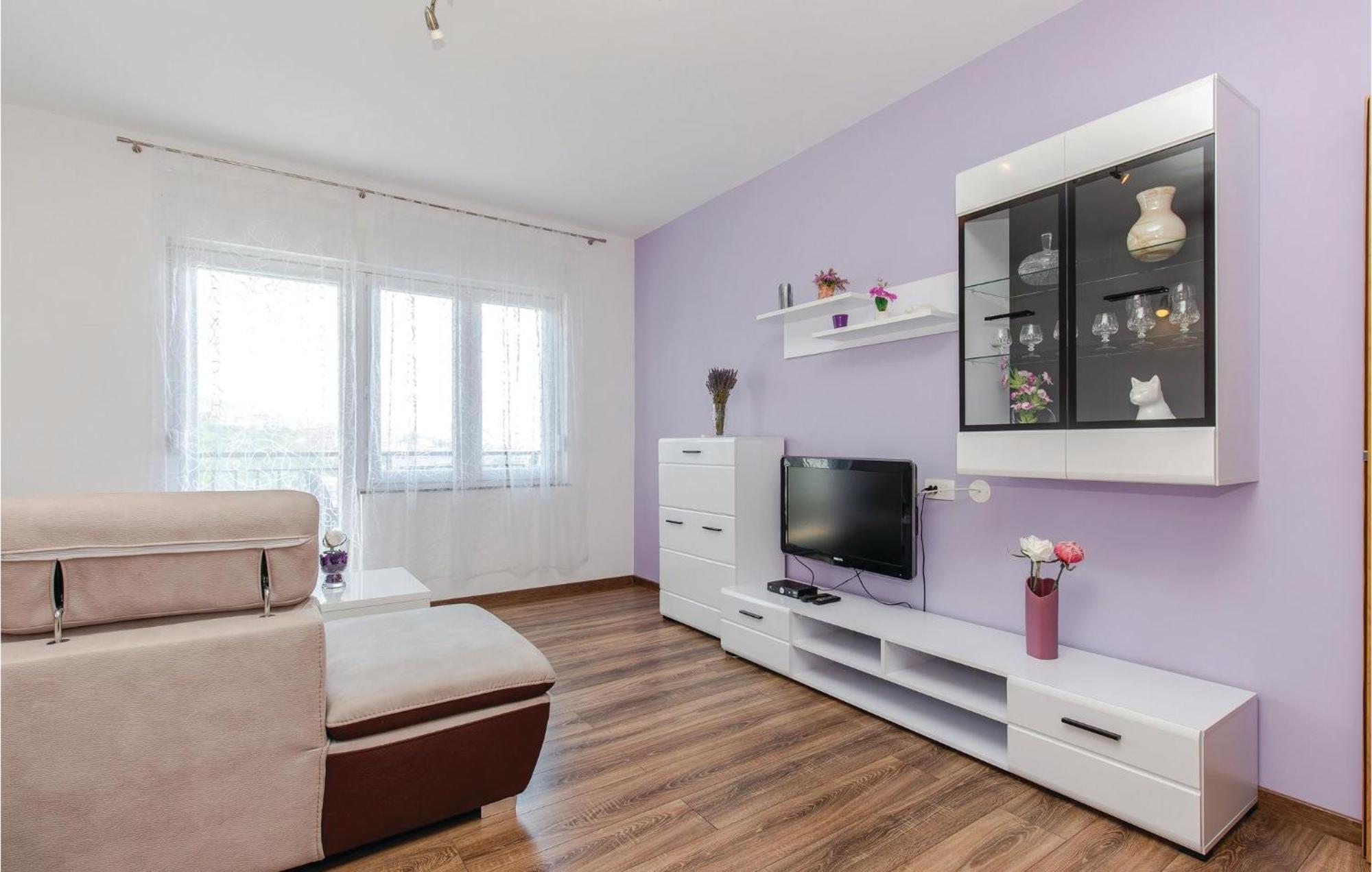 Gorgeous Apartment In Crikvenica With Kitchen Exteriér fotografie