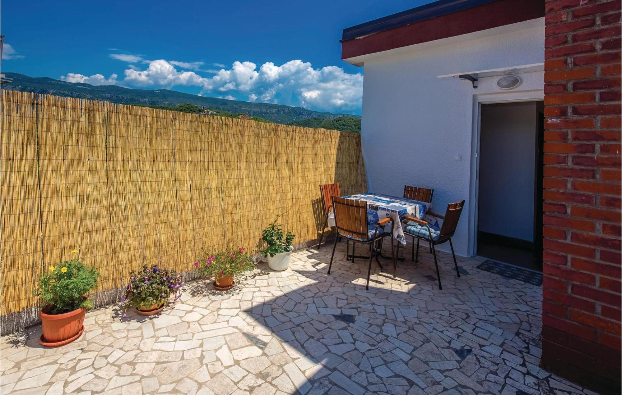 Gorgeous Apartment In Crikvenica With Kitchen Exteriér fotografie
